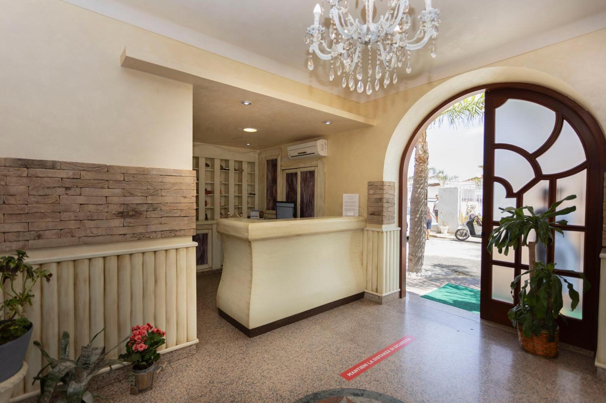 Hotel Terrazzo Sul Mare Tropea Exterior photo