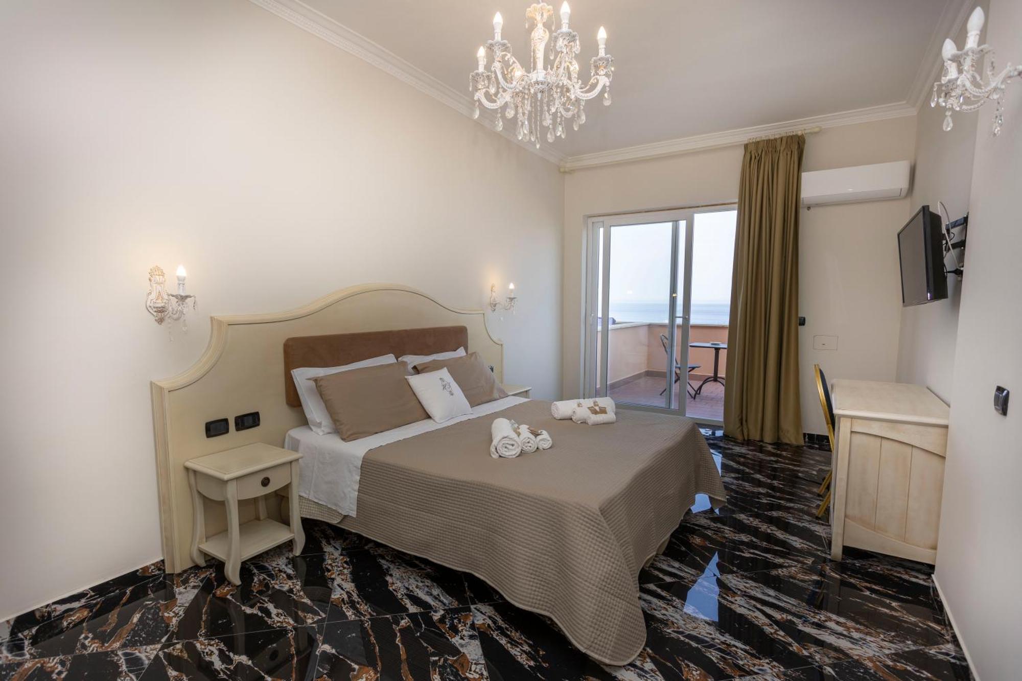 Hotel Terrazzo Sul Mare Tropea Exterior photo
