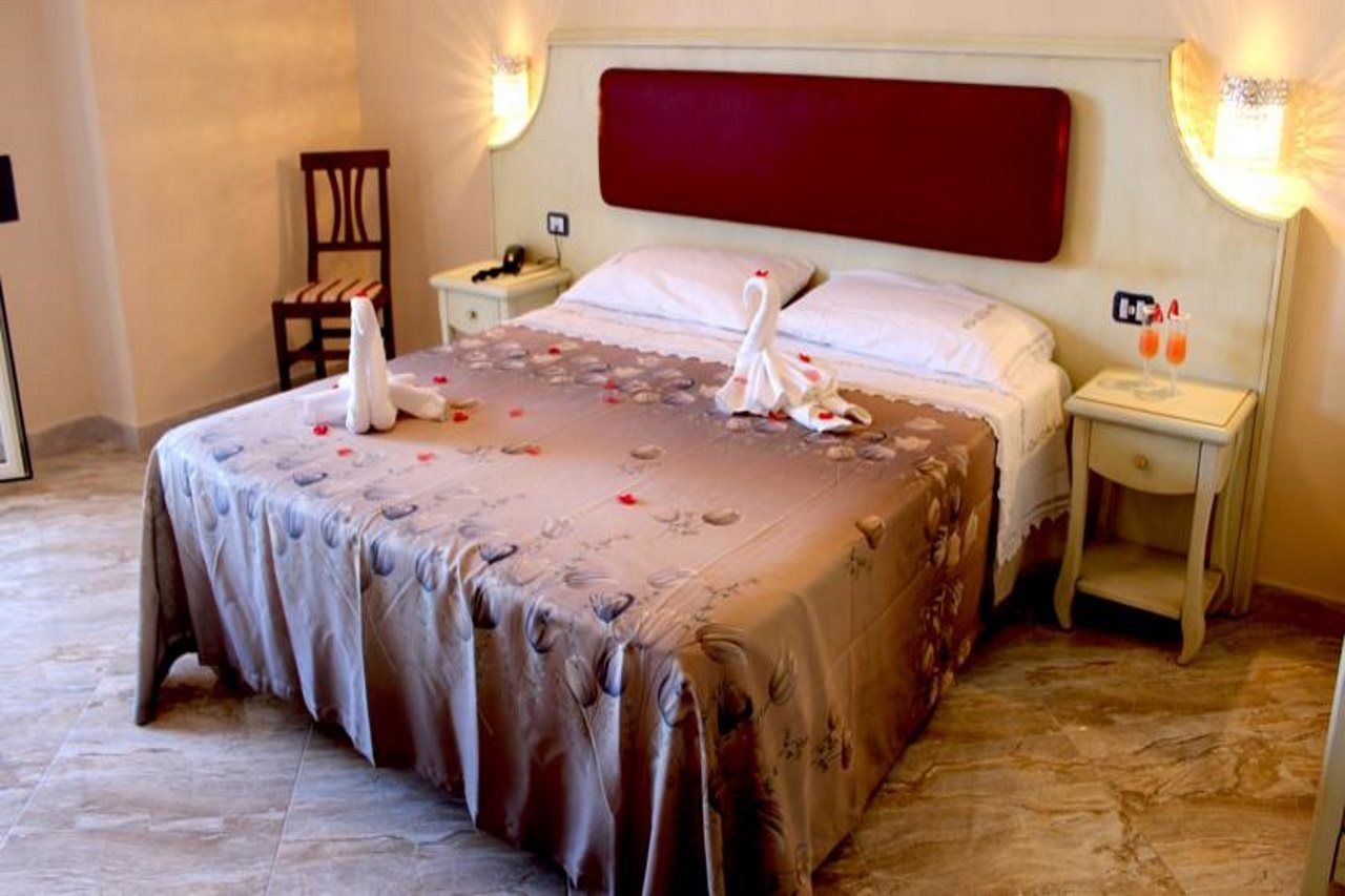 Hotel Terrazzo Sul Mare Tropea Exterior photo